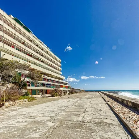 : Alloggio A Capo Nero Vista Mare * Ospedaletti