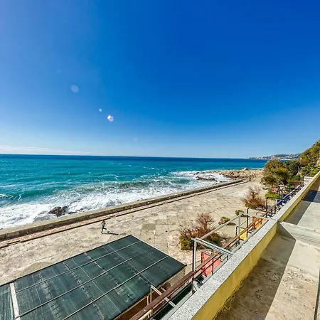 : Alloggio A Capo Nero Vista Mare * Ospedaletti